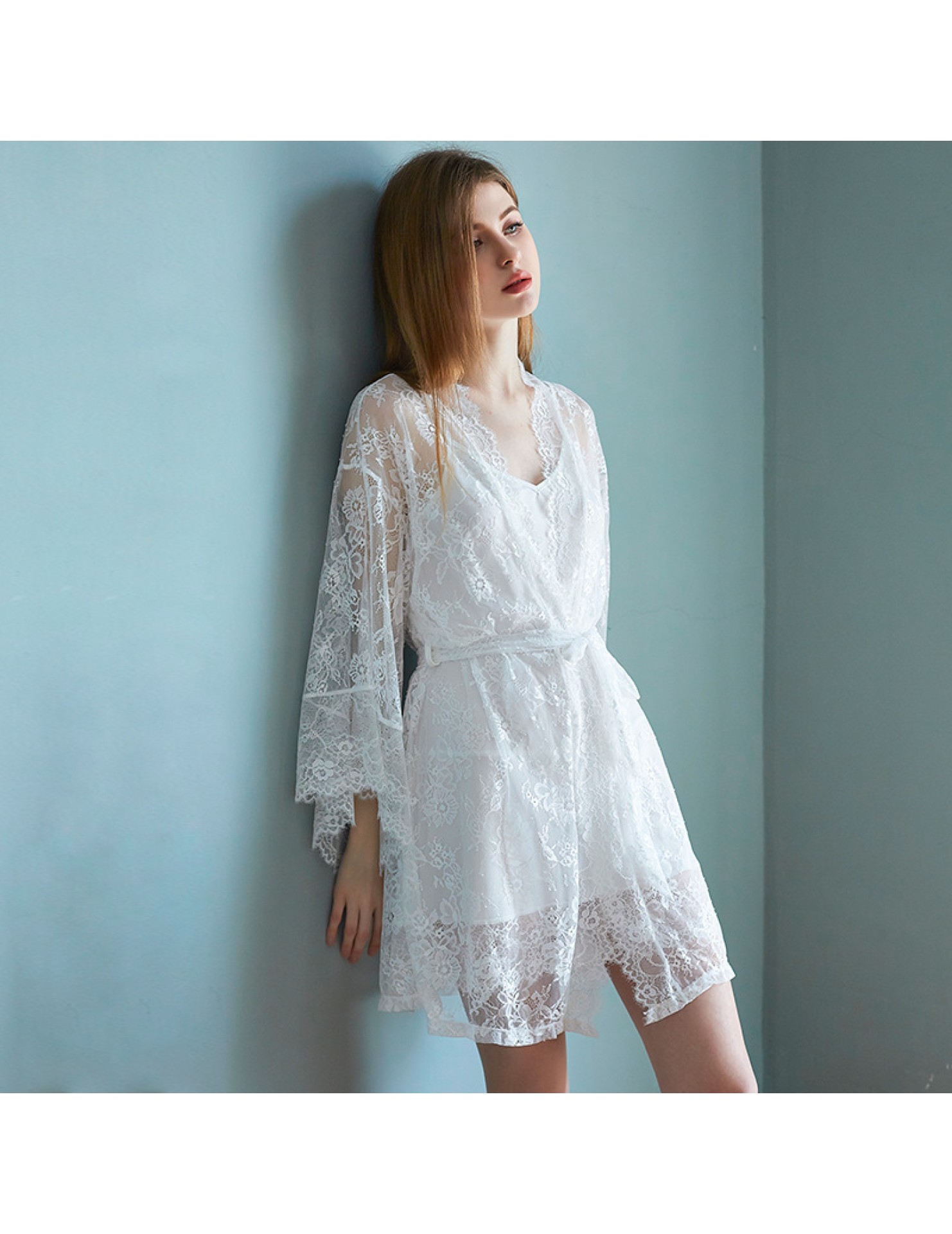 新款冰絲吊帶睡裙蕾絲性感睡袍兩件套絲質睡衣女士性感家居服 LCBN