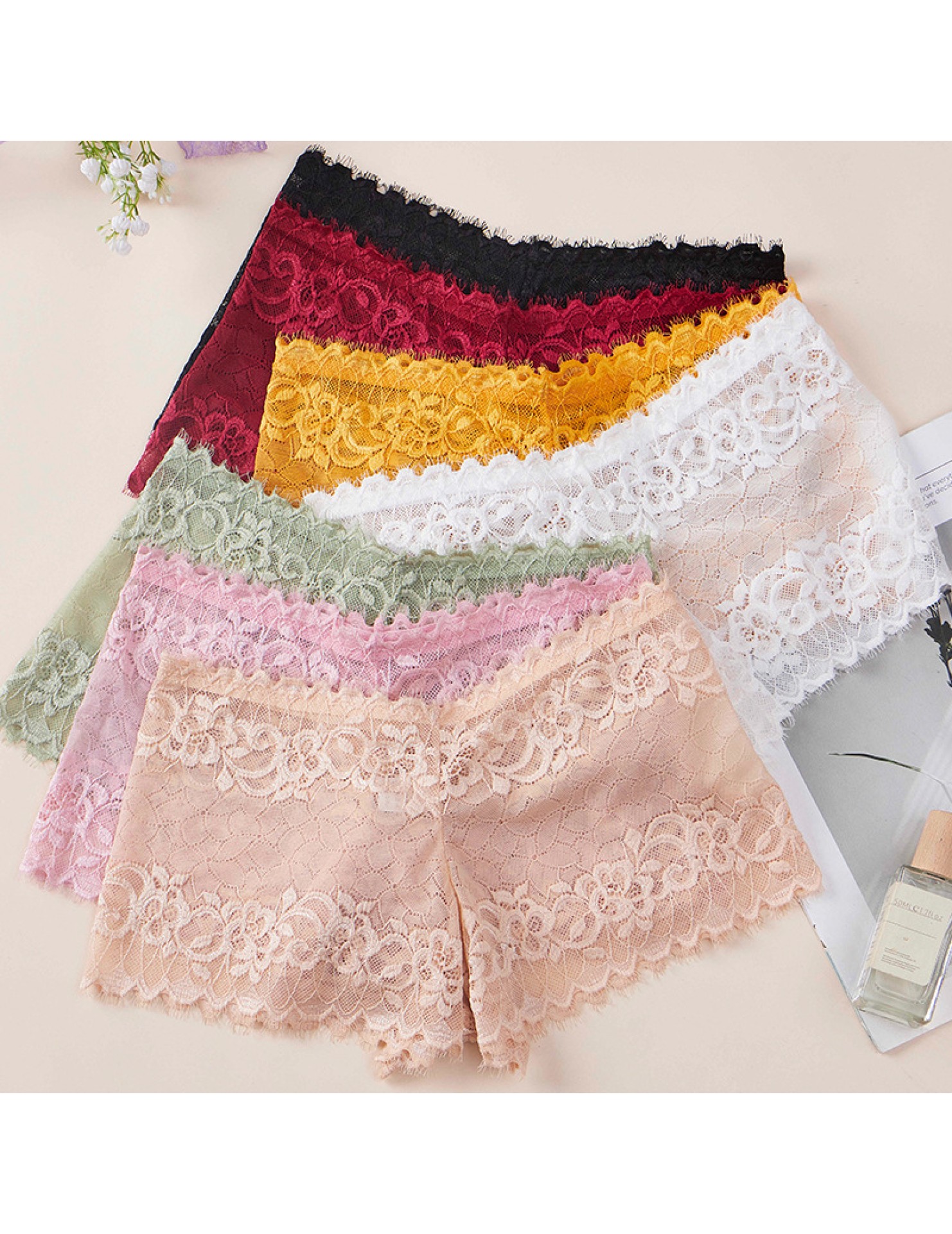 LCBN251225100205 歐美輕薄網紗透視誘惑火辣蕾絲鏤空內褲女士低腰棉檔平角褲款