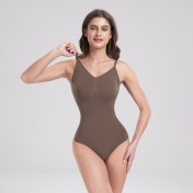 LYG100126吊帶三角連體衣女