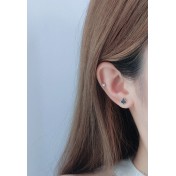 LDR24026 S925純銀黑色梅花耳環