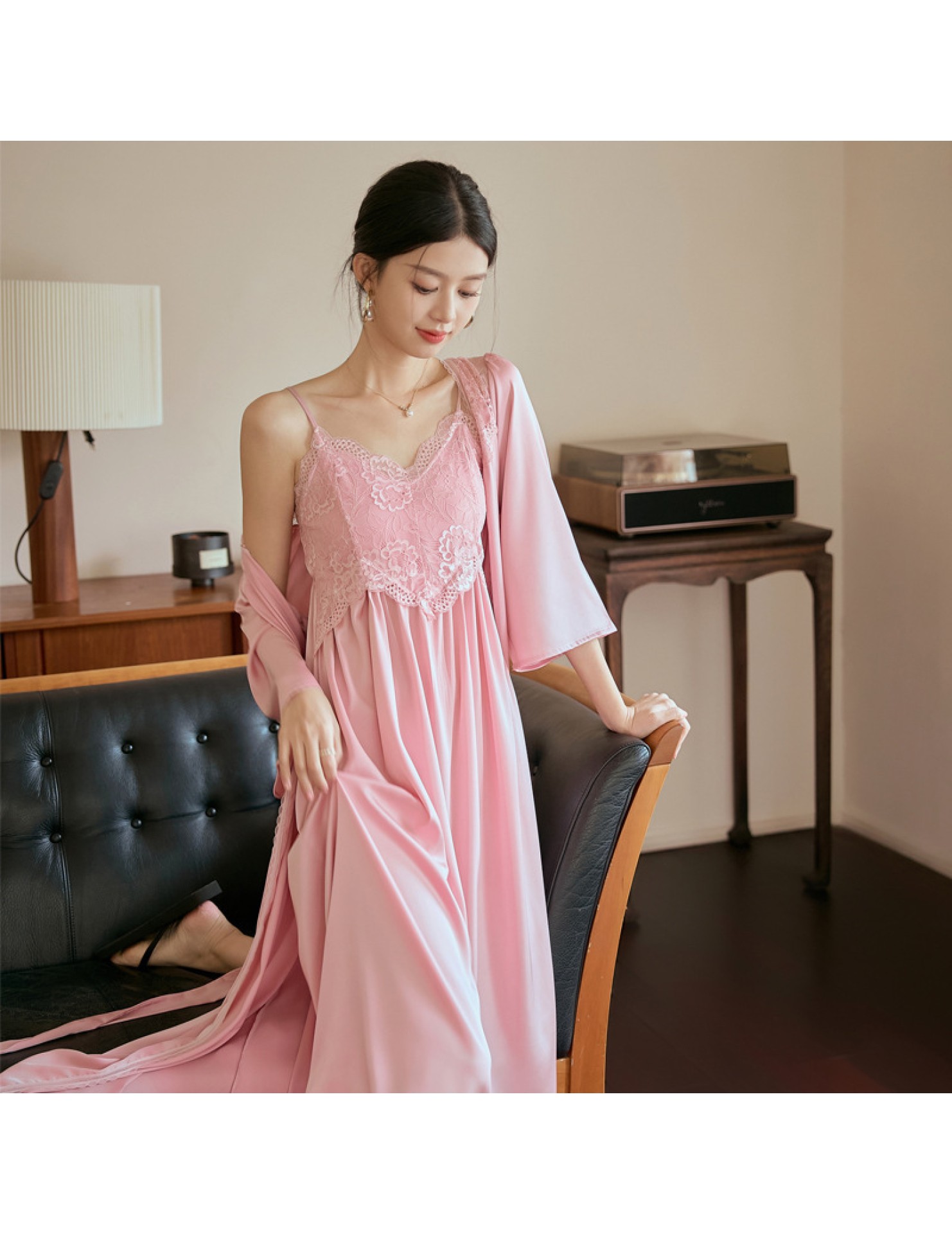 LCLN112100148 春夏季新款女士性感吊帶睡裙女兩件套薄款長袖睡袍套裝透氣