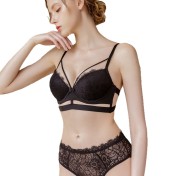 WLMZ113100124 性感紅色蕾絲文胸套裝鏤空刺繡鋼圈聚攏上托內衣胸罩內褲