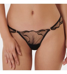 WLMZ113100350 性感內褲女法式超薄刺繡蕾絲情趣內褲純棉底襠提臀低腰三角褲
