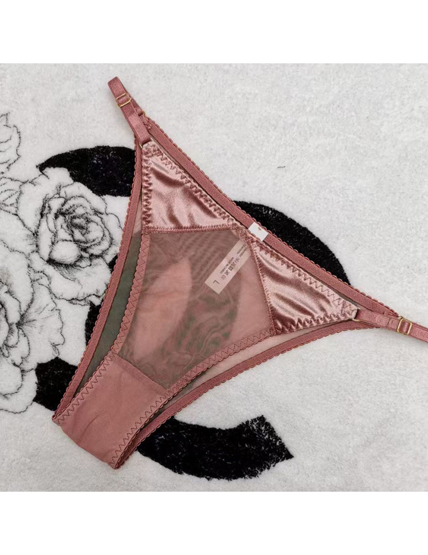 WLMZ113100361 性感情趣內褲薄款絲絨接拼網紗內褲T褲純棉襠部低腰三角褲