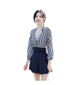 LFWN121100004 2025新款大碼長袖連體泳衣女裙式遮肚顯瘦保守游泳衣泡溫泉泳裝女