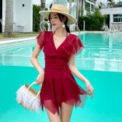 LFWN121100014 泳衣女夏2025新款泳衣女連體裙式平角保守泳裝小胸聚攏溫泉游泳衣