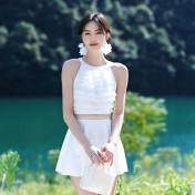 LFWN121100017 2025新款純色泳衣女夏高級感連體裙式小胸聚攏遮肚顯瘦保守游泳裝