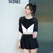 LFWN121100134 長袖運動泳衣女2025新款韓國女士保守連體泳衣女裙式遮肚顯瘦泳裝