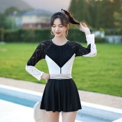 LFWN121100134 長袖運動泳衣女2025新款韓國女士保守連體泳衣女裙式遮肚顯瘦泳裝