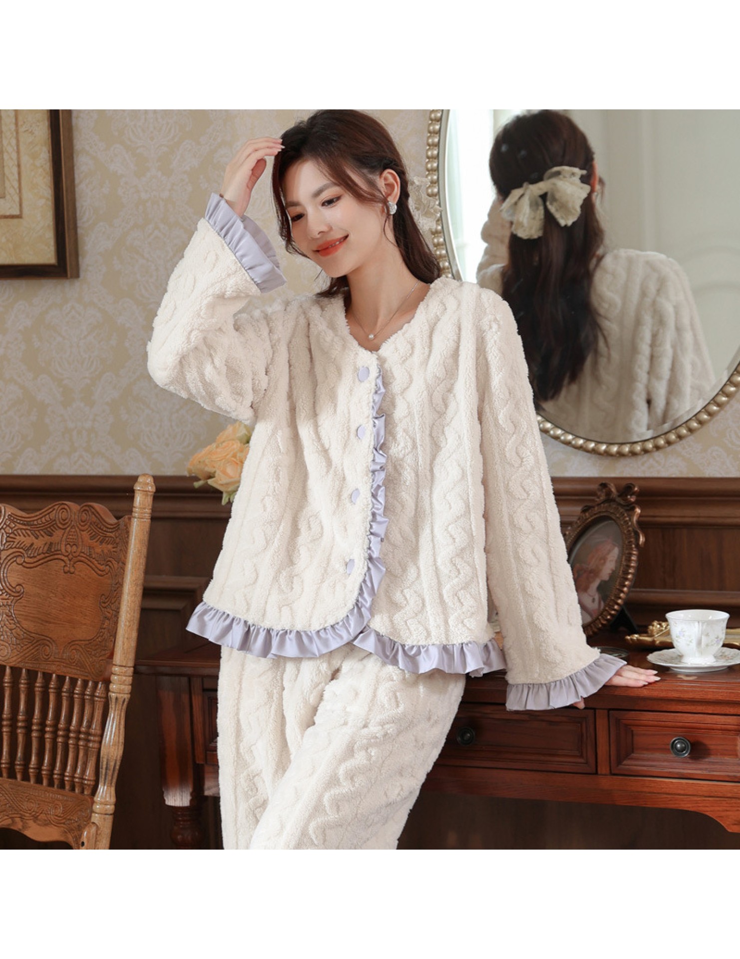 PRDN121100068 長袖加絨加厚睡衣女珊瑚絨法式可外穿保暖法蘭絨開衫家居服套裝冬