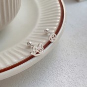 SATN122100004 S999足銀鏤空木馬銅錢耳釘女簡約可愛輕奢新中式本命年生肖馬耳環