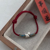 SATN122100005 S999足銀馬上有錢編織紅繩手鏈女新中式設計生肖本命年馬年手飾