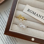 SATN122100010 S999純銀甜美蝴蝶結小馬戒指女本命年生肖馬年獨特設計精致指環