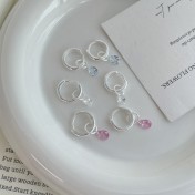 SATN122E100041 S925純銀清冷感淺藍色水滴鋯石耳扣女小眾設計感氣質一款兩戴耳環