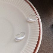 SATN122E100050 S999足銀簡約拉絲水滴耳環女法式輕奢氣質高級感耳鉤百搭通勤耳飾