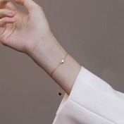 SATN122E100081 S925純銀簡約愛心手鏈女小眾設計輕奢氣質手環高級感新款桃心手飾