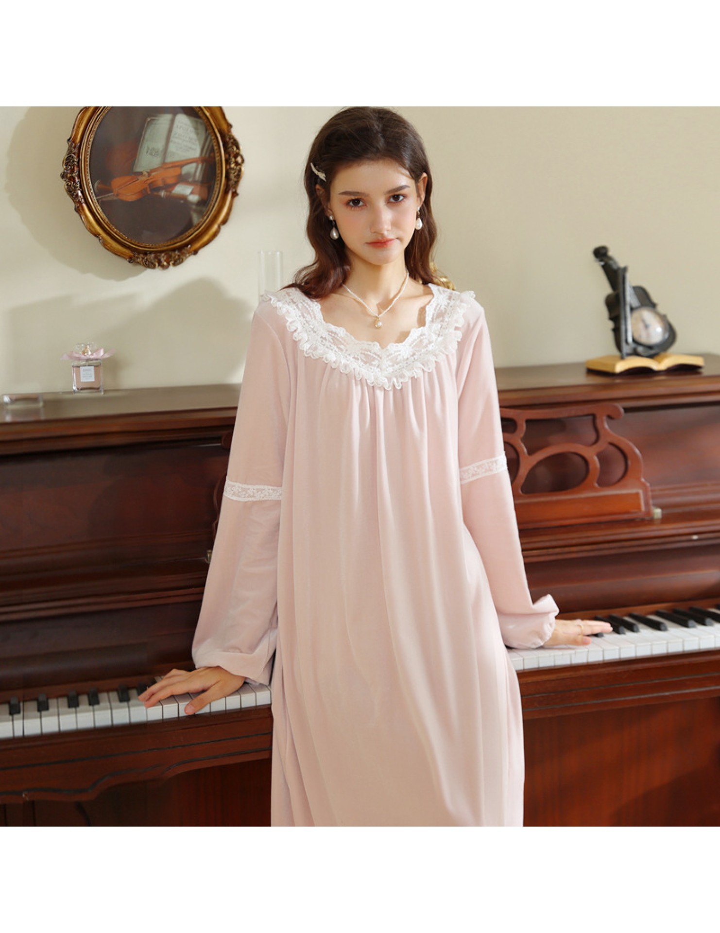 TCLN122100011 長袖加絨睡裙女冬宮廷風長裙保暖紅色絨睡衣外穿寬松大碼家居服春