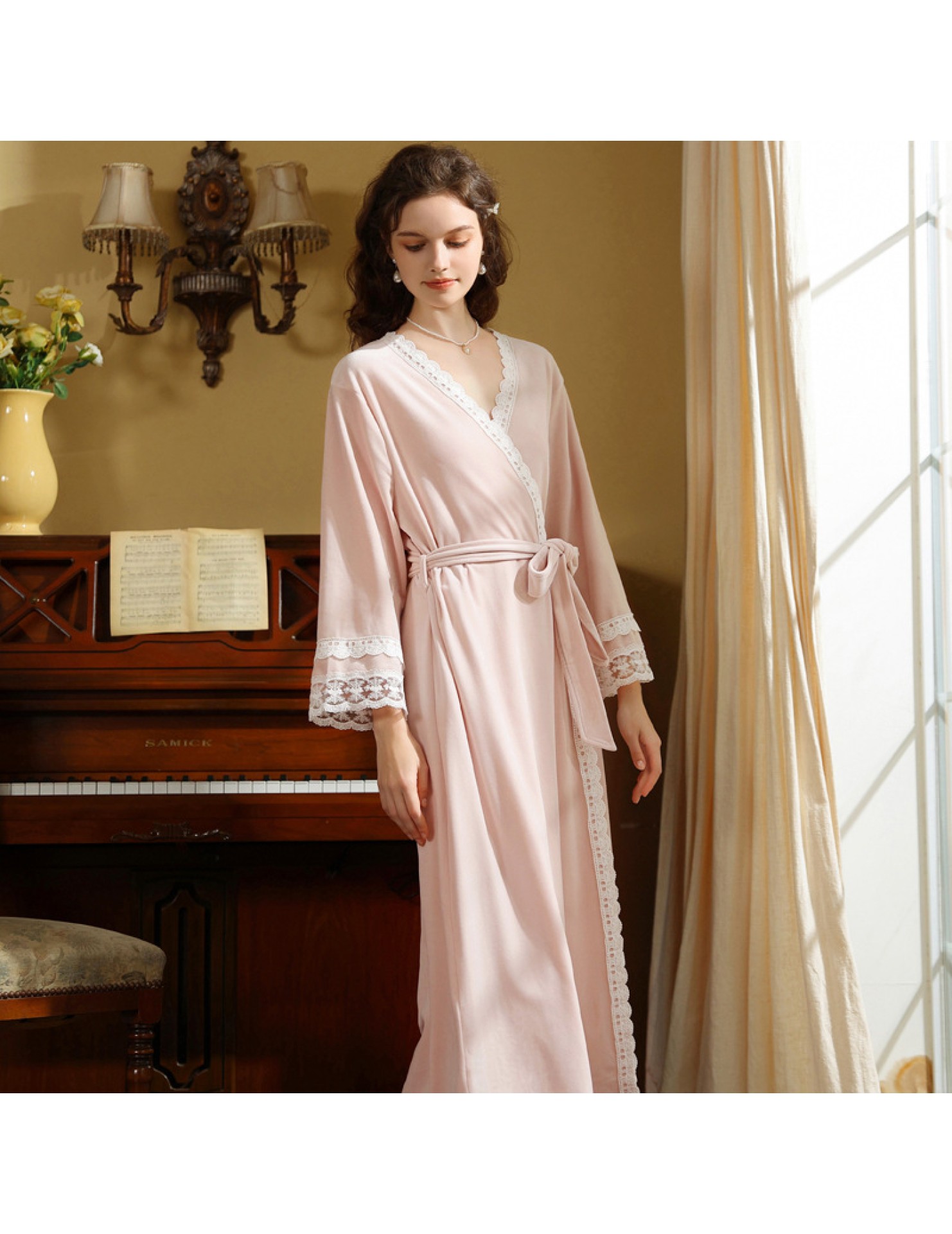 TCLN122100036 絨睡衣少女款秋冬法式蕾絲睡袍厚加絨浴袍浴衣長款長袖公主家居服