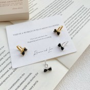 SATN122E100105 S925純銀韓版簡約蝴蝶結愛心鋯石耳環女氣質百搭輕奢耳扣小眾耳飾