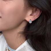 SATN122E100109 S925純銀月光石素圈耳環女輕奢高級感耳扣小眾設計耳釘氣質耳飾