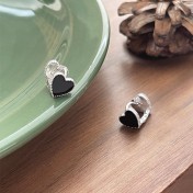 SATN122E100243 S925純銀雙面黑色滴油愛心耳扣女小眾輕奢耳環氣質百搭桃心耳飾品