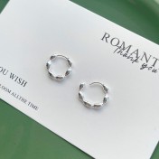 SATN122E100254 S925純銀輕奢小巧米粒橄欖珠耳扣女小眾設計高級感耳釘耳環耳飾