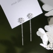 SATN122E100301 S925純銀小清新氣質花朵流蘇耳線女小眾設計甜美耳釘輕奢耳環耳飾