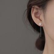 SATN122E100301 S925純銀小清新氣質花朵流蘇耳線女小眾設計甜美耳釘輕奢耳環耳飾