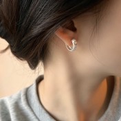 SATN122E100313 S925純銀簡約拉絲笑臉耳扣可愛卡通學生耳環小眾設計冷淡風潮耳飾