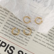 SATN122E100369 韓版S925純銀耳扣麻花耳夾簡約百搭潮女銀耳扣耳夾無耳洞地攤耳飾