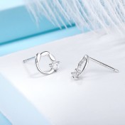 SATN122E100375 S925純銀小清新森系花朵耳釘女簡約小巧氣質耳環時尚通勤百搭耳飾