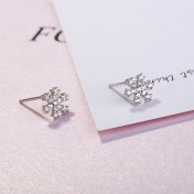 SATN122E100392 S925純銀雪花鑲鉆耳釘甜美日韓版圣誕冬天款簡約耳飾生產