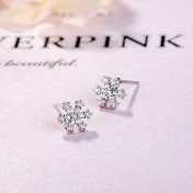 SATN122E100392 S925純銀雪花鑲鉆耳釘甜美日韓版圣誕冬天款簡約耳飾生產
