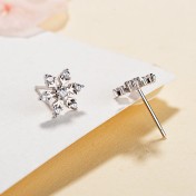 SATN122E100402 S925純銀雪花耳釘日韓版鑲鉆設計簡約百搭雪花耳飾品