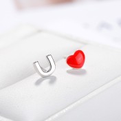 SATN122E100407 S925純銀愛心不對稱字母耳釘女紅色滴釉小巧耳環簡約甜美氣質耳飾