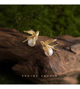 HELN124100020 【飛鳥集】設計925銀針鍍14K玻璃爆款珍珠飛鳥耳飾高級感耳釘