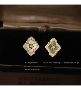 HELN124100021 法式復古真貝殼微鑲鋯石鍍14K時尚高級感925銀針新款耳釘