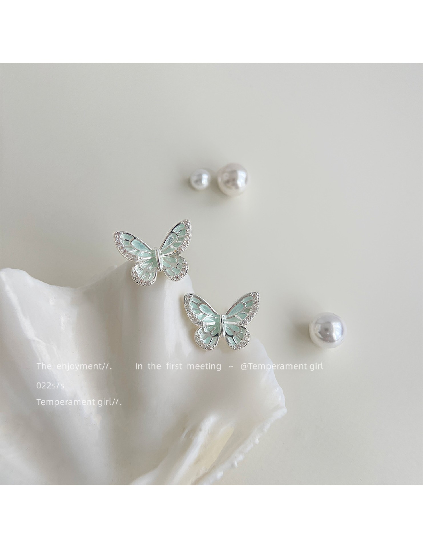 HELN124100030 微鑲鋯石薄荷曼波綠滴油銀針蝴蝶耳釘女清新甜美簡約夏日新款耳飾