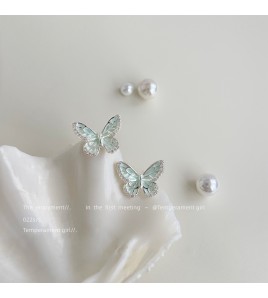 HELN124100030 微鑲鋯石薄荷曼波綠滴油銀針蝴蝶耳釘女清新甜美簡約夏日新款耳飾