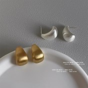 HELN124100047 高級感~925銀針鍍14K拉絲質感簡約時尚水滴耳釘 耳環