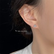 HELN124100048 實物很小很小！藍色鳶尾花小巧簡約通勤百搭鋯石滴油小花耳釘耳飾