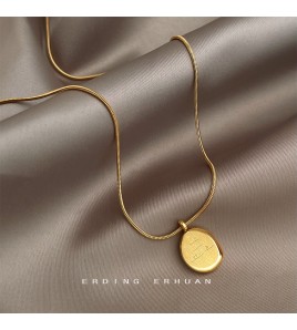 HELN124100093 304不銹鋼鍍18K真金高保色時尚通勤簡約高品質鎖骨鏈字母項鏈