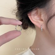 HELN124100155 個性風微鑲鋯石簡約通勤甜酷圓形幾何百搭耳扣女設計師款耳飾