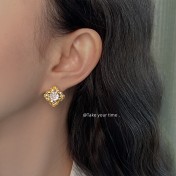 HELN124100332 桂花系列~鑲嵌鋯石時尚高級感小眾設計師925銀針桂花幾何耳釘耳飾