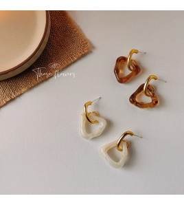 HELN124100351 焦糖奶酪925銀針鍍14K啞光幾何設計感鏤空亞克力耳釘女耳飾耳環