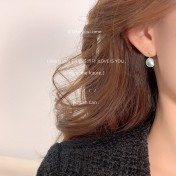 HELN124100368 異形巴洛克淡水珍珠手作設計感925銀針鍍14K耳釘復古耳飾耳環女