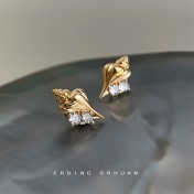 HELN124100371 海洋系設計師款925銀針微鑲鋯石鍍14K海螺耳釘夏日新款