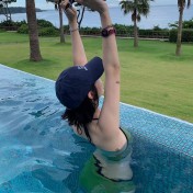 HSPN129100003 橄欖綠撞色黑邊掛脖分體泳衣度假溫泉高顏值島嶼出片