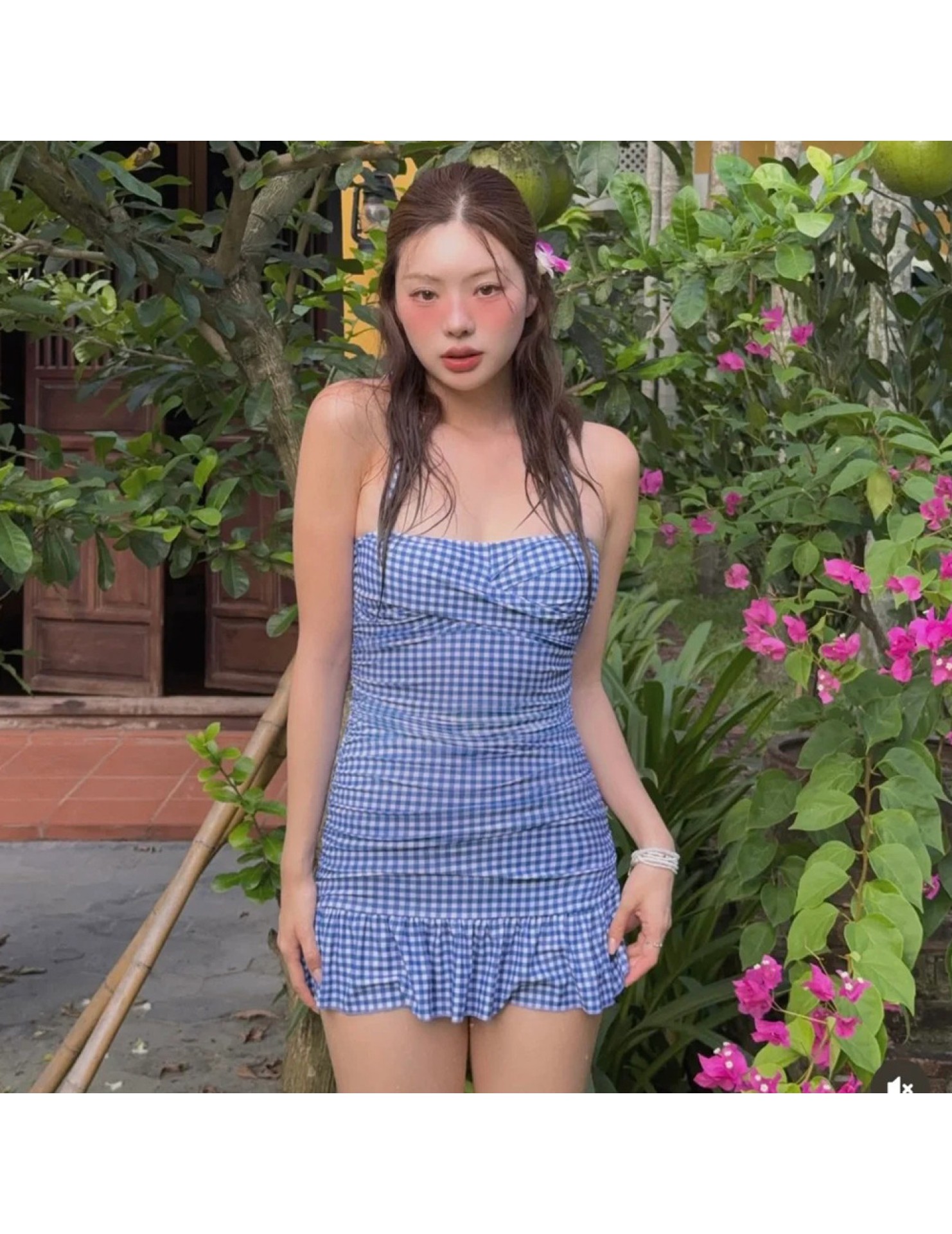 HSPN6321100011 藍白格紋掛脖抽褶分體泳衣度假清新島嶼百搭拍照超出片