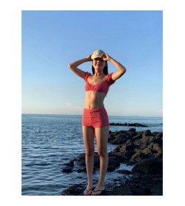 HSPN6325100005 簡約露臍泡泡袖平角分體泳衣出片